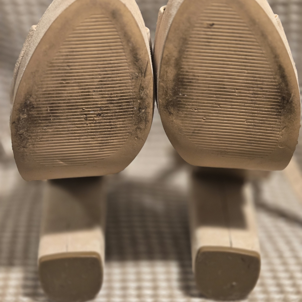 Steve Madden Suede Beige Women's Sandals SZ 10 - Picture 5 of 6